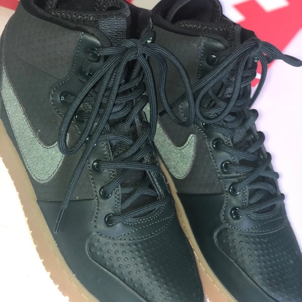 ✨✨Nike Air Force LU1 in hunter green for men✨✨